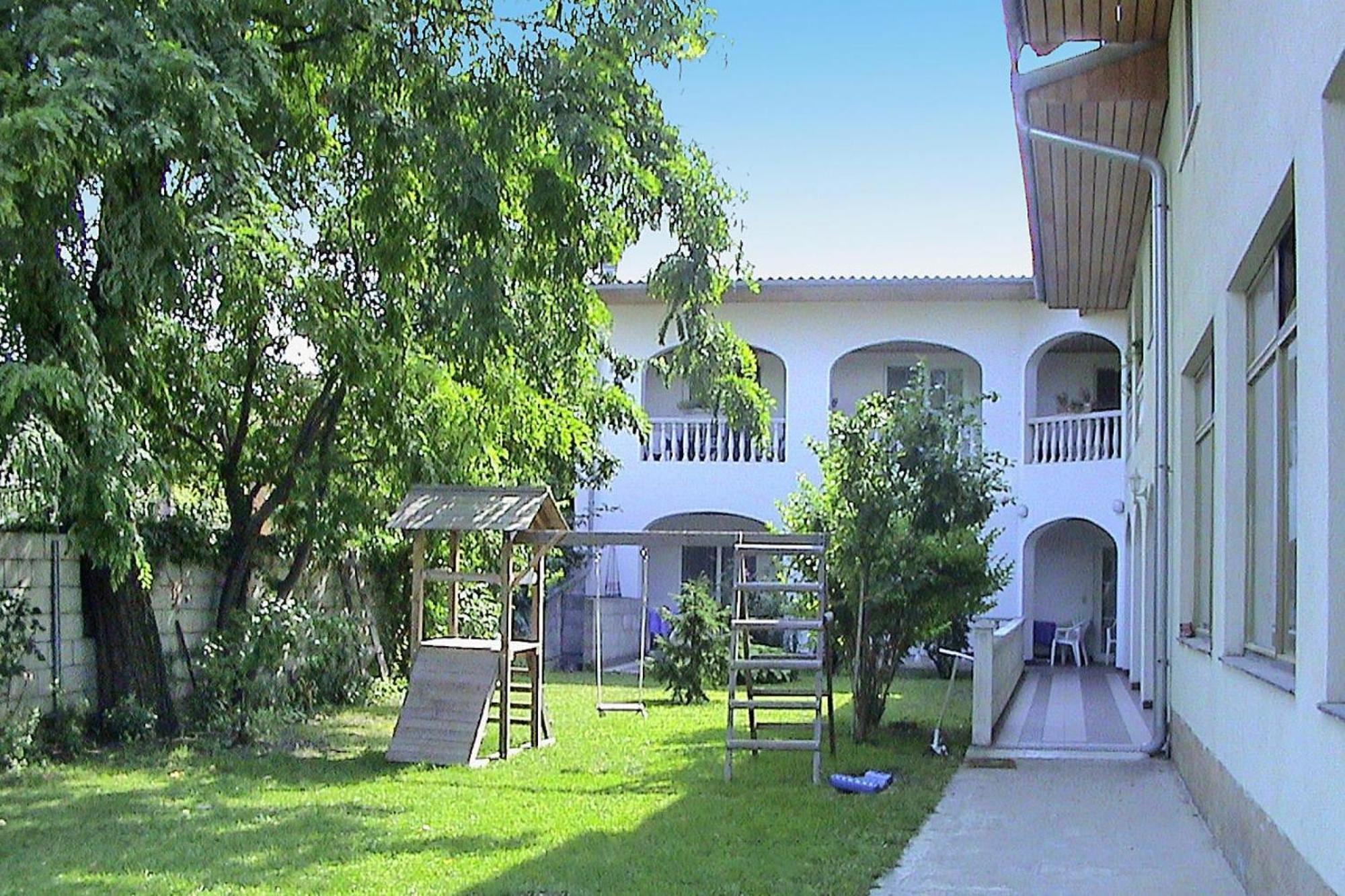 Apartment In Podersdorf Am See With A Bicycle Storage Kültér fotó